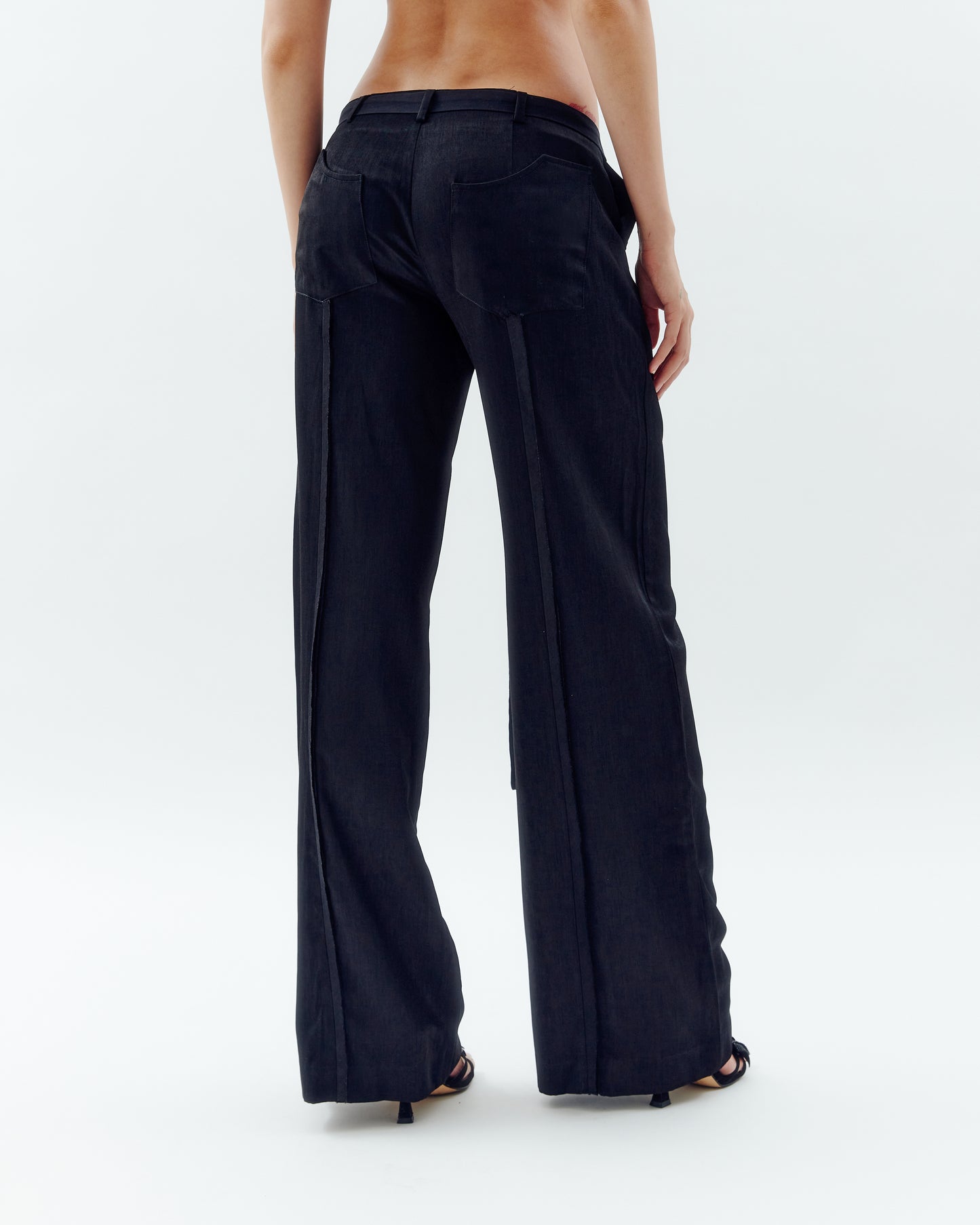 Low-Rise Trousers - Black